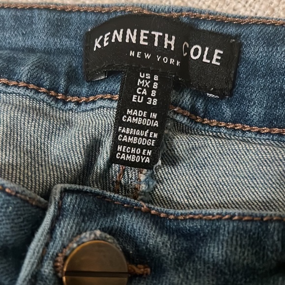 KENNETH COLE Raw Hem Button Front Jeans - Picture 7 of 11